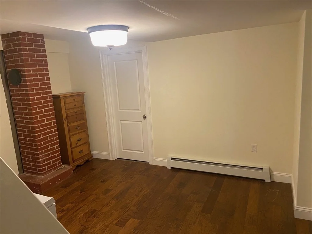 Photo of 21 Dike Drive