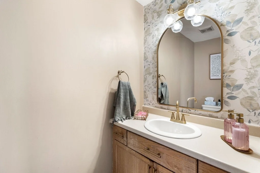 Photo of 1 Lady Slipper Ln