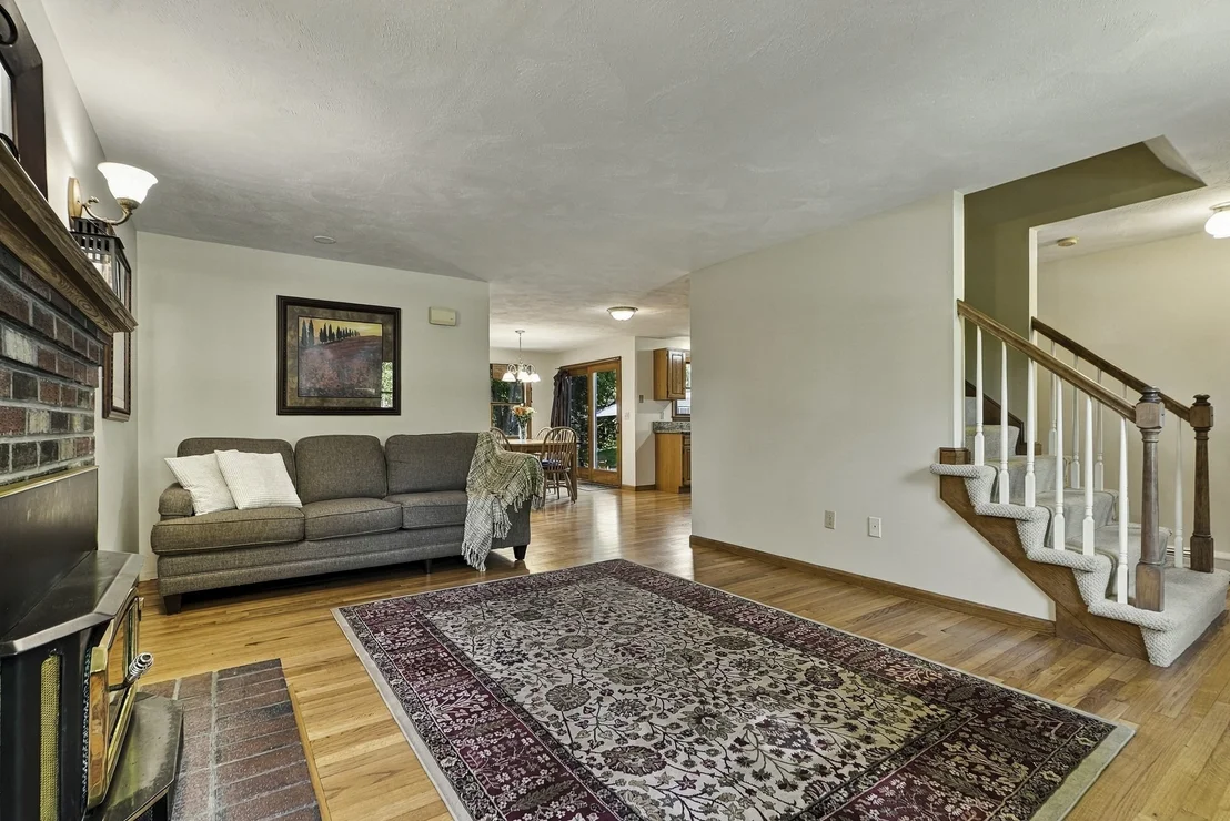 Photo of 4 Florence Cir