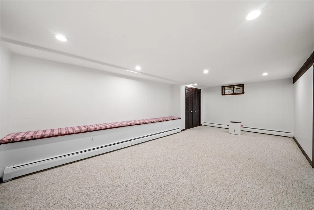 Photo of 16 Foxhunt Trail