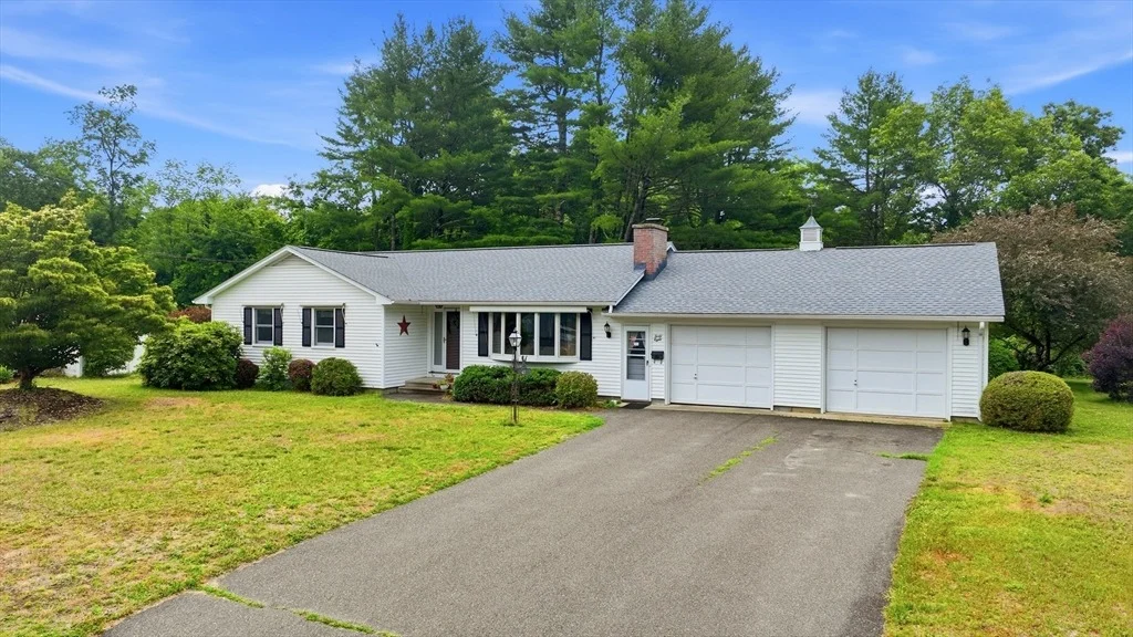 Photo of 48 Hickory Dr