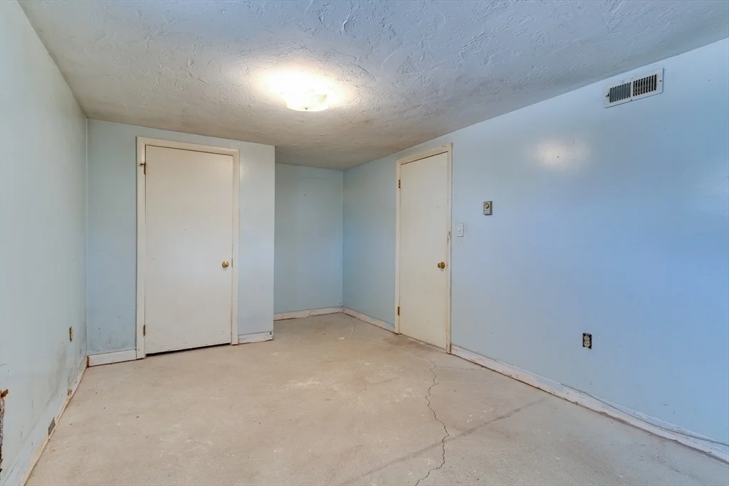 Photo of 2 Whitfield Way