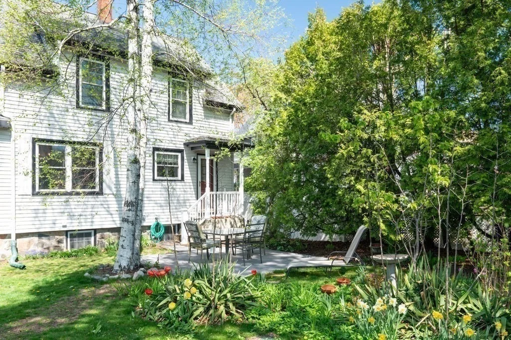 Photo of 52 Locust St