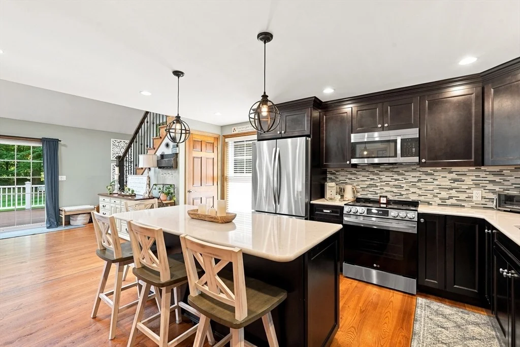 Photo of 51 Barton Ave