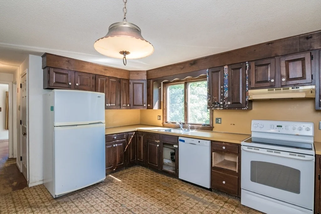 Photo of 231 Audubon Rd