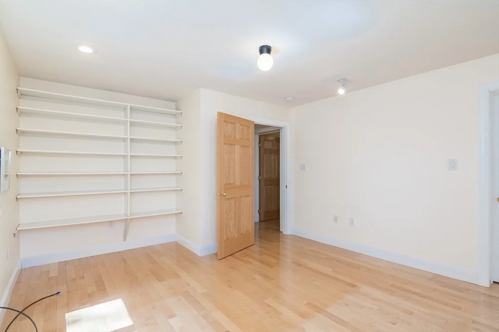 Photo of 62 Fairview Ave