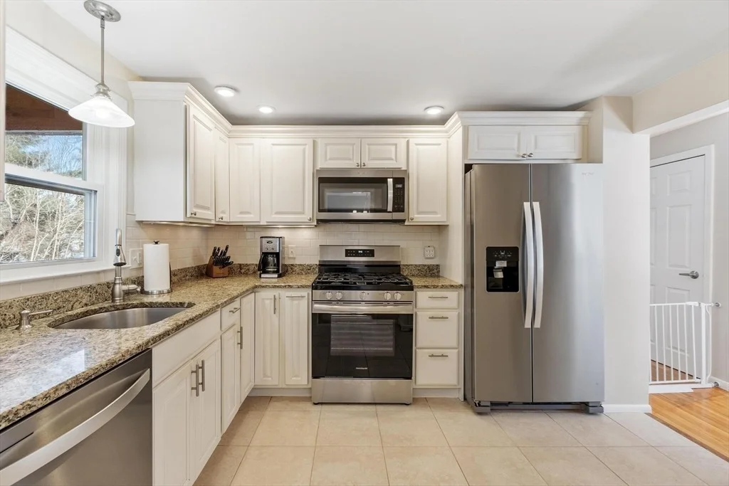 Photo of 11 Juniper Brook Rd