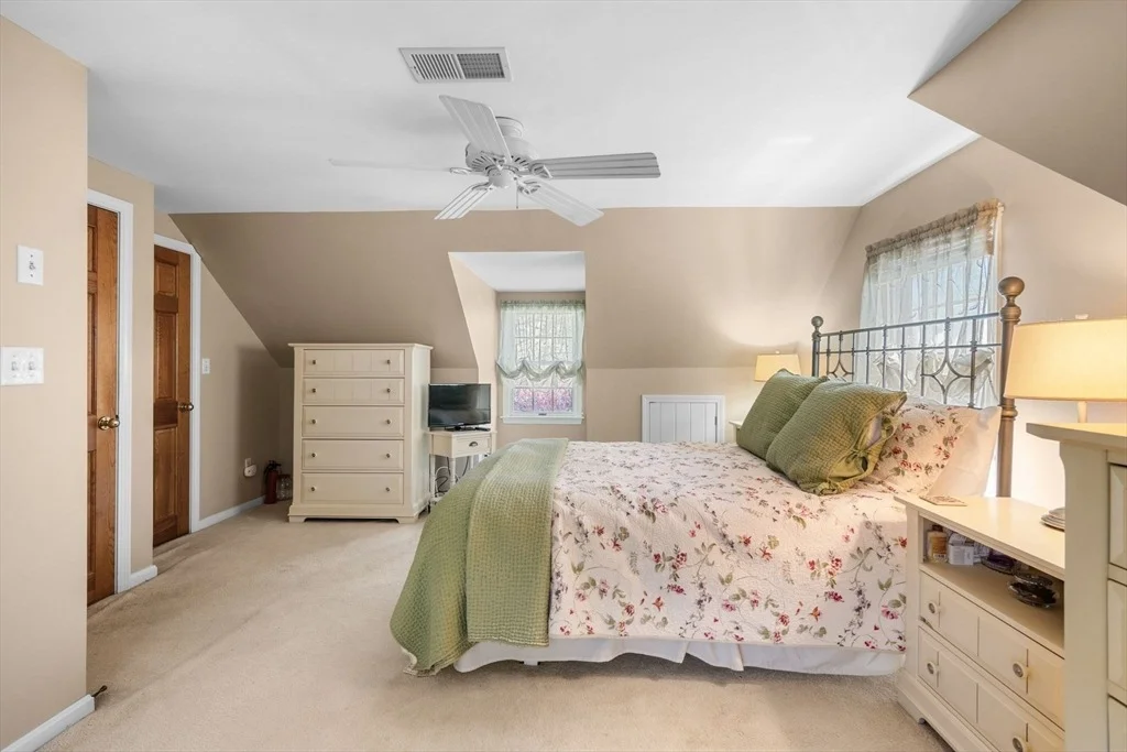 Photo of 30 Walter Rd