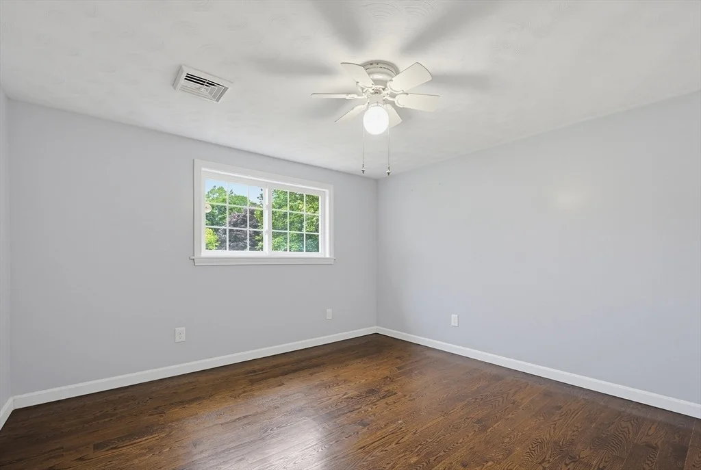 Photo of 32 Falcon St