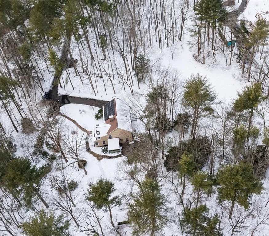 Photo of 469 Sylvester Rd