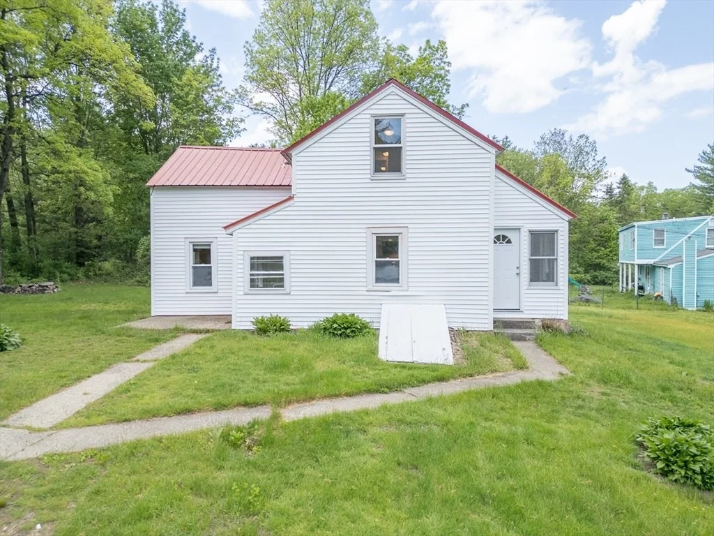 Photo of 92 Squannacook Rd