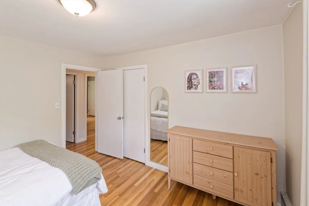 Photo of 117 Longmeadow Ave
