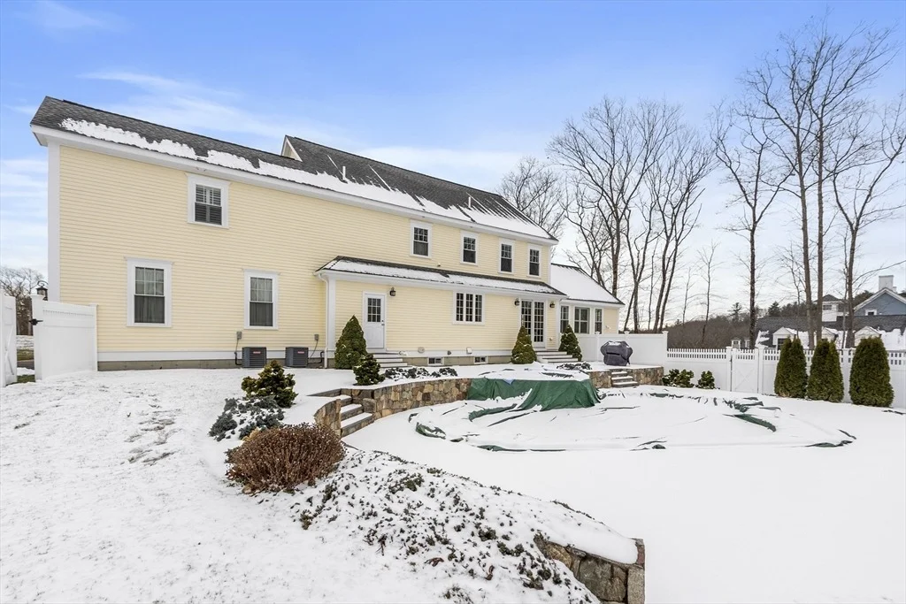 Photo of 64 Old Stone Cir