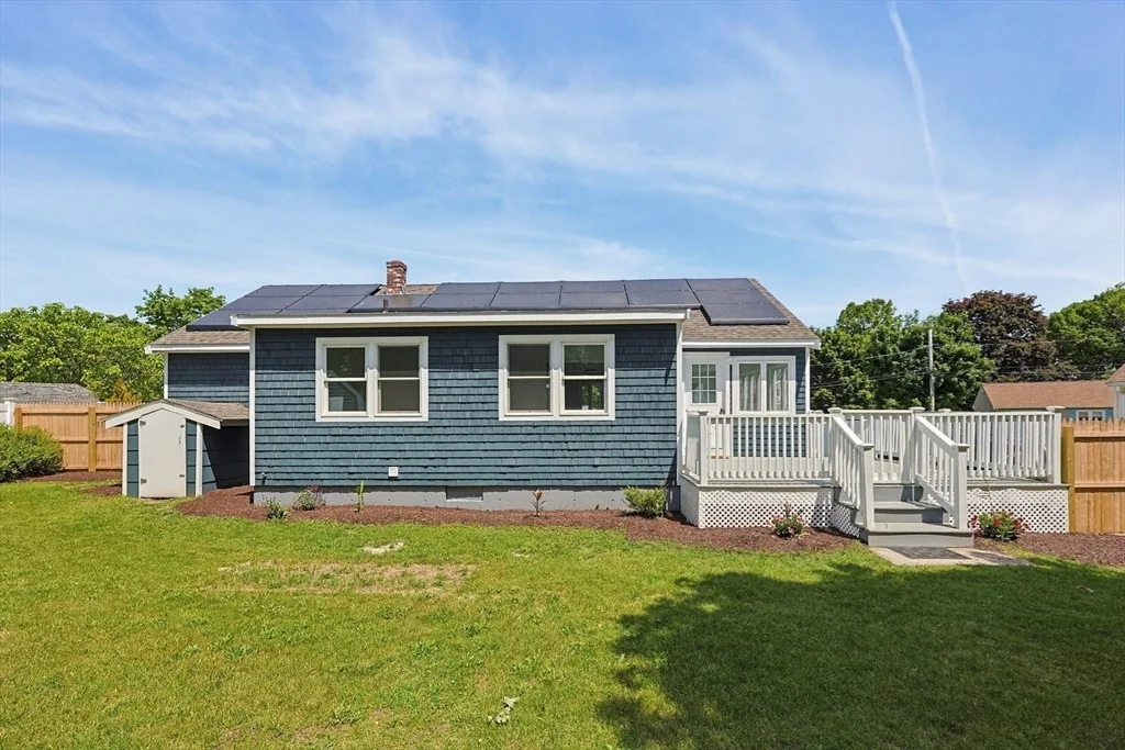 Photo of 6 Almond Dr