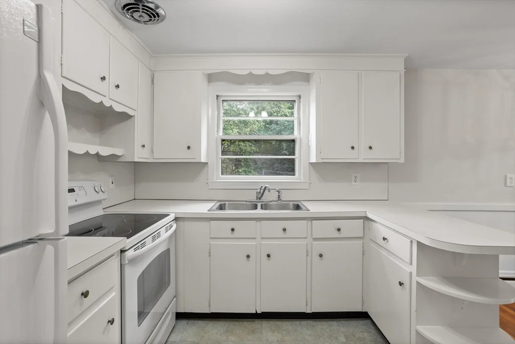 Photo of 8 Edsel Road