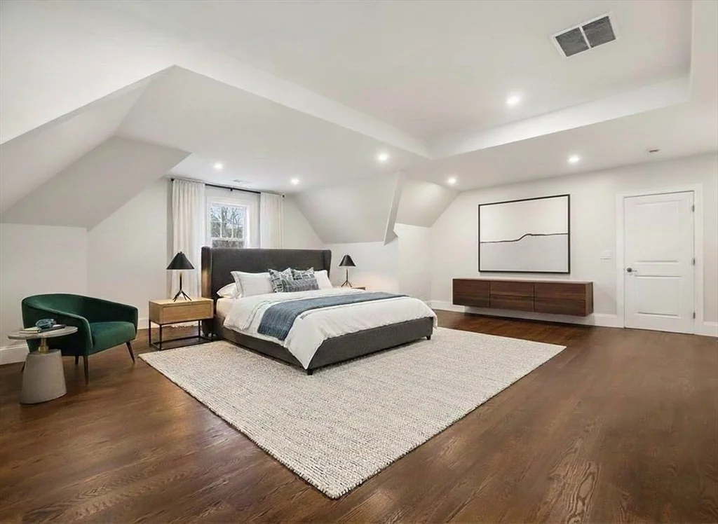 Photo of 157 Mill St