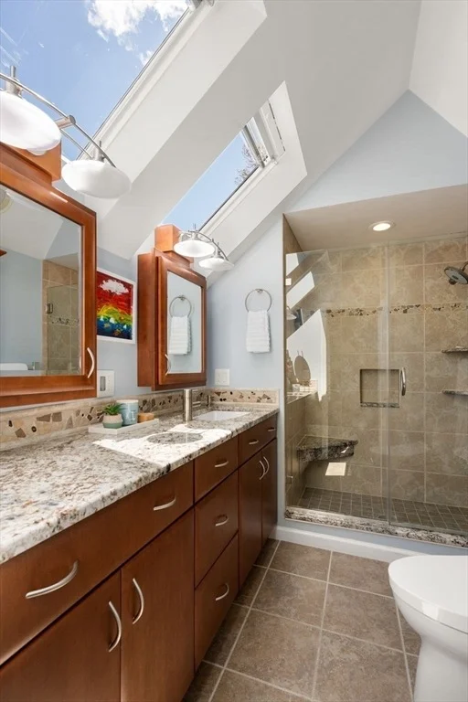 Photo of 32 Sherborne Cir
