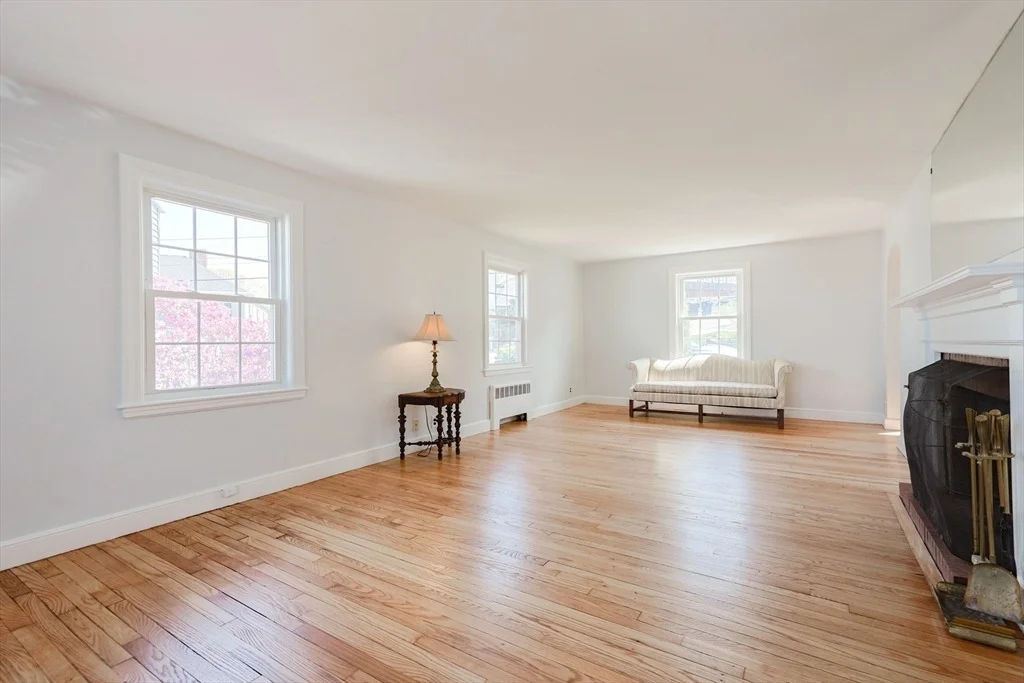 Photo of 1 Hillcrest Ave