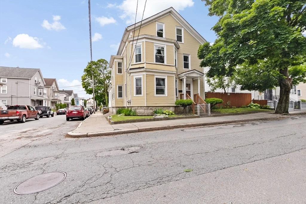 Photo of 93 Warren St.