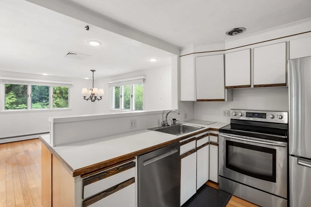 Photo of 25 Countryside Ln