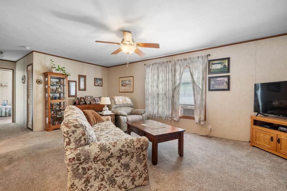 Photo of 12 Tamarack Pl