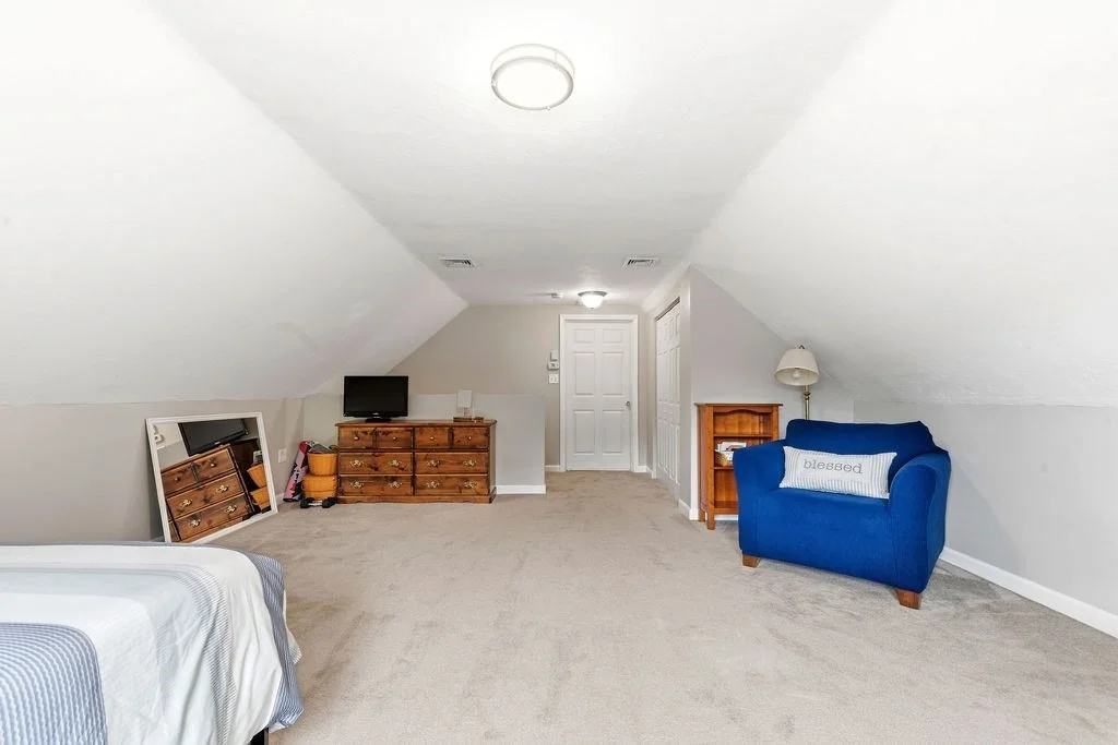 Photo of 12 Talbot Dr