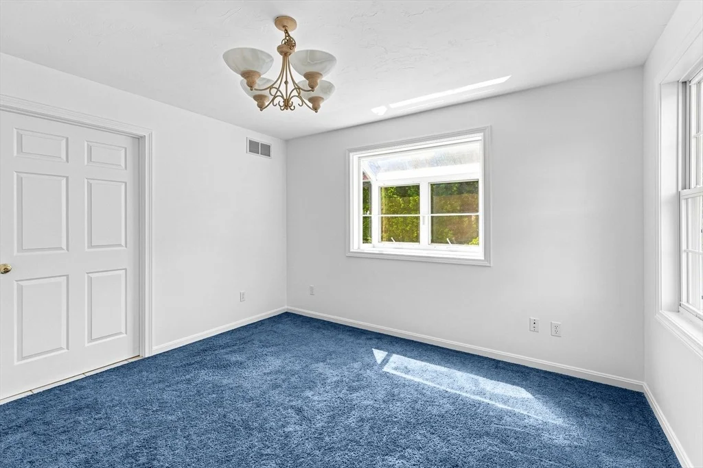 Photo of 21 Forestview Dr