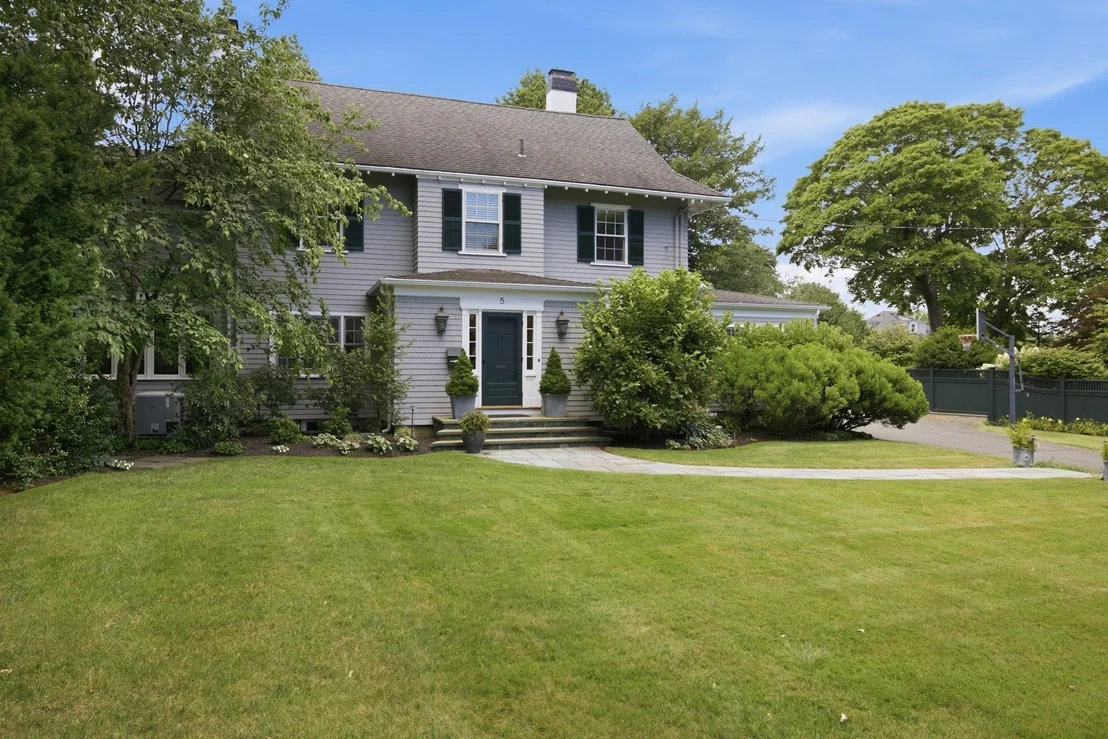 Photo of 5 Bartlett St