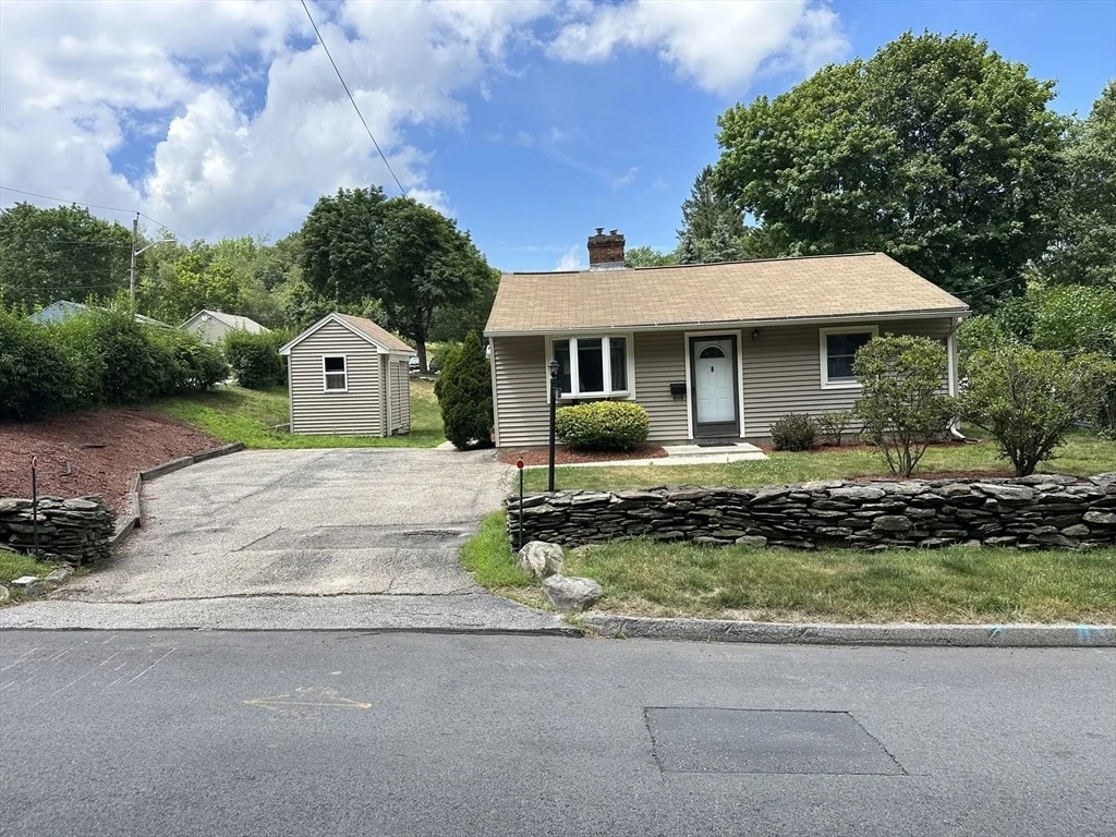 Photo of 86 Bailey St.