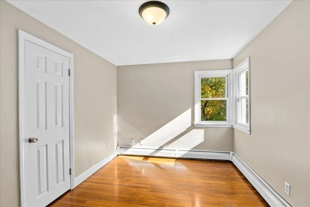 Photo of 7 Neptune Dr