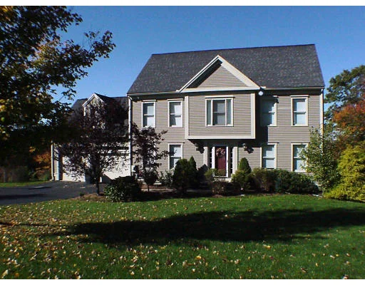 Photo of 8 John Pratt Cir