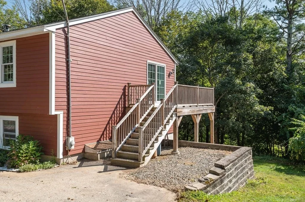 Photo of 8 Old County Road