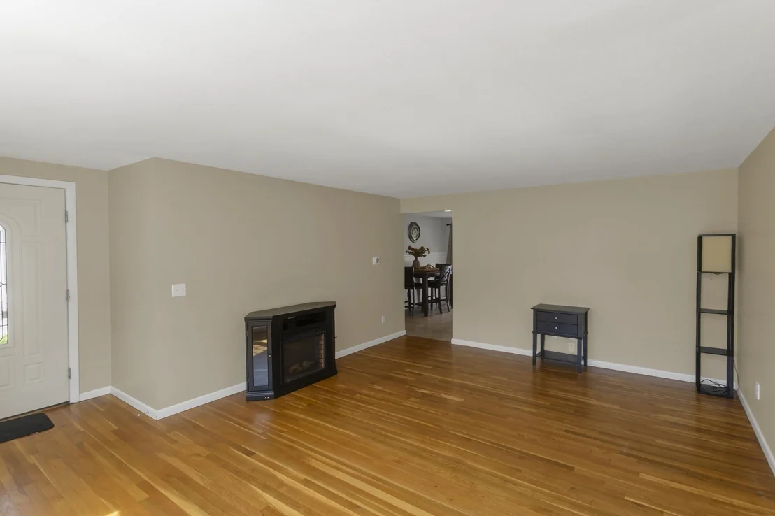 Photo of 14 Echo Valley Dr