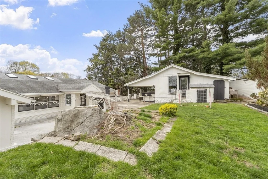 Photo of 82 Cornell Rd