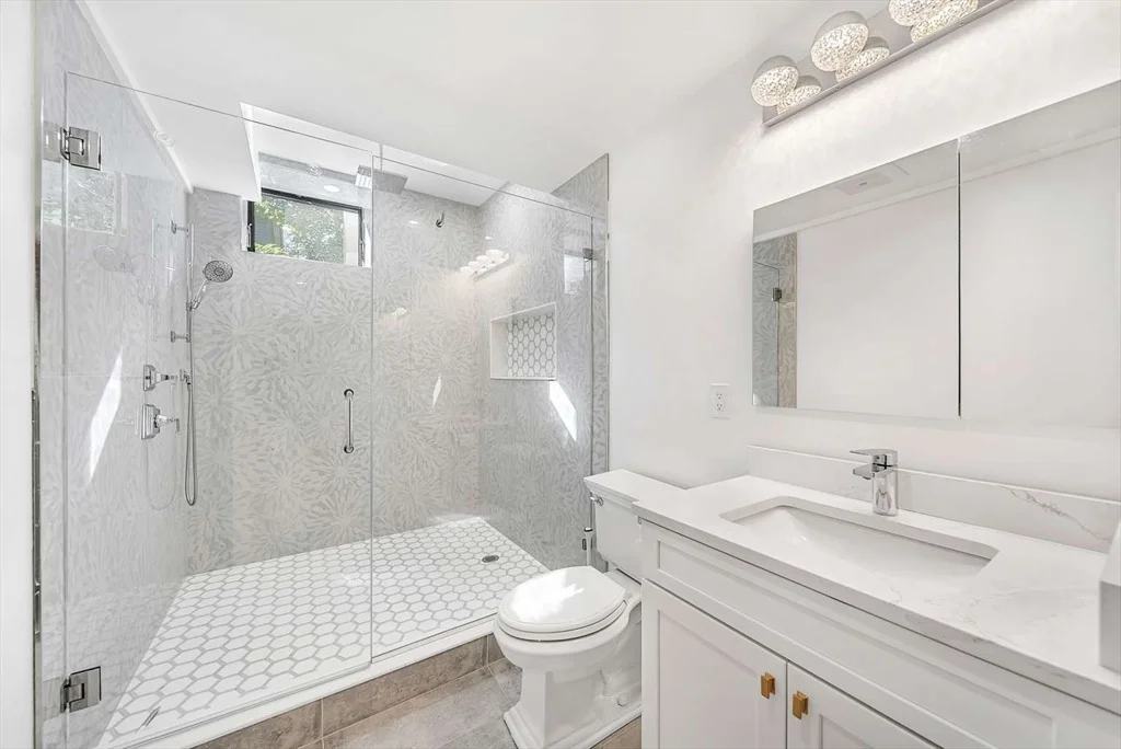 Photo of 311 Dedham Ave