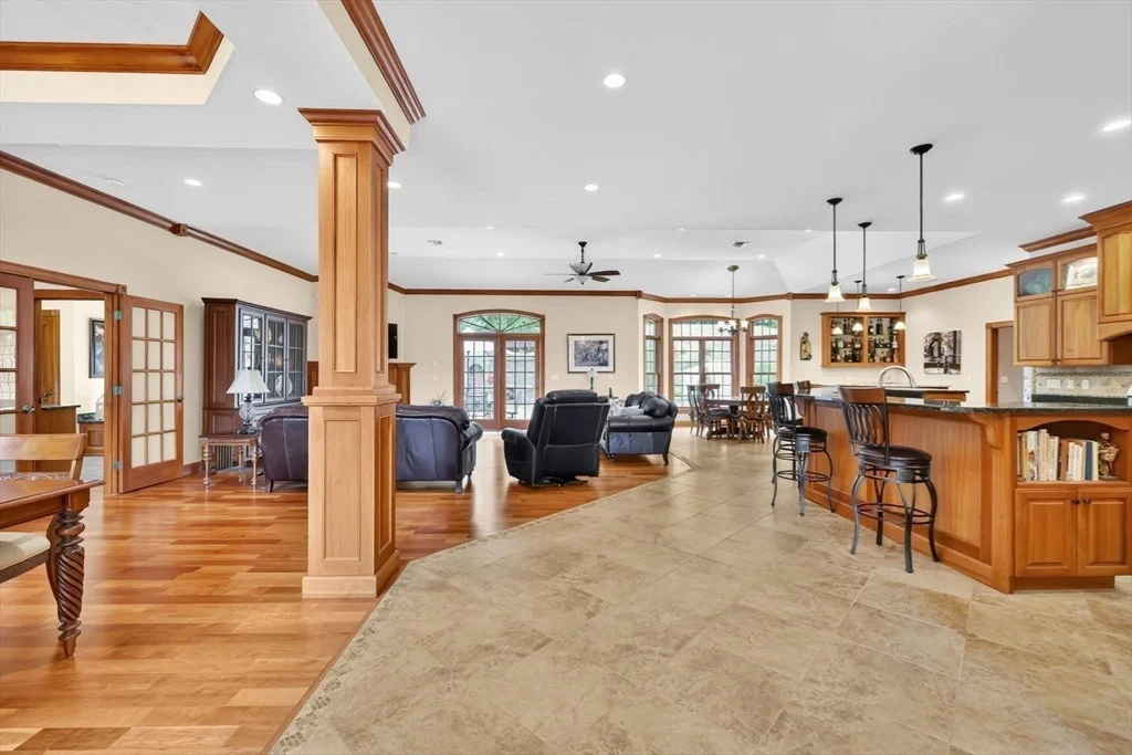 Photo of 357 Westerly Cir