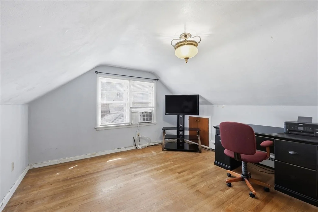 Photo of 19 Carnavon Circle