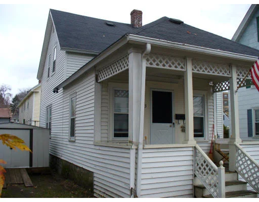 Photo of 153 Barker Av