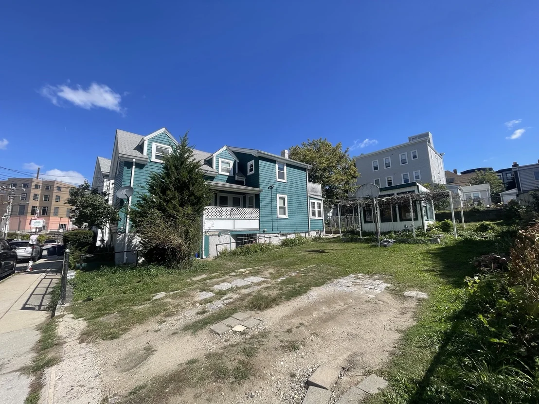 Photo of 12 Shepard St