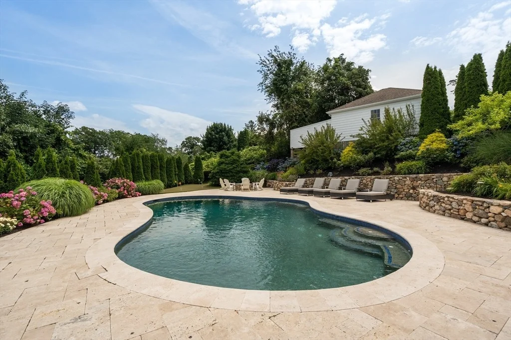 Photo of 18 Holly Hill Circle