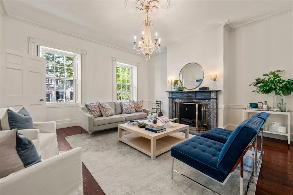 Photo of 33 Chestnut St