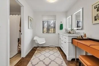 Photo of 34 Parker Rd