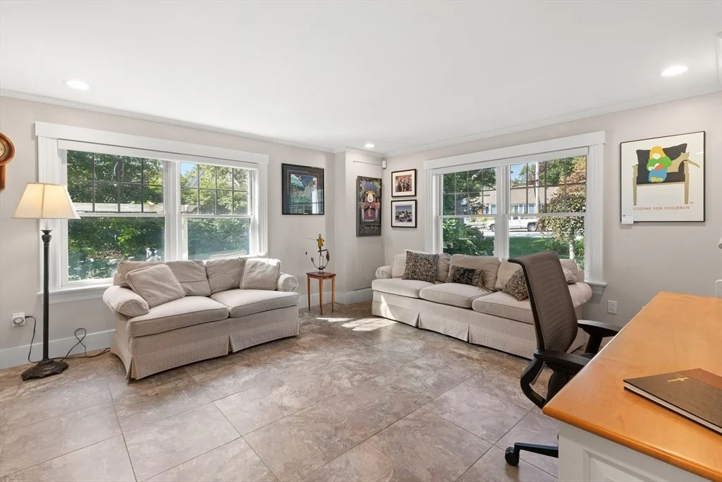 Photo of 13 Phillips Ave