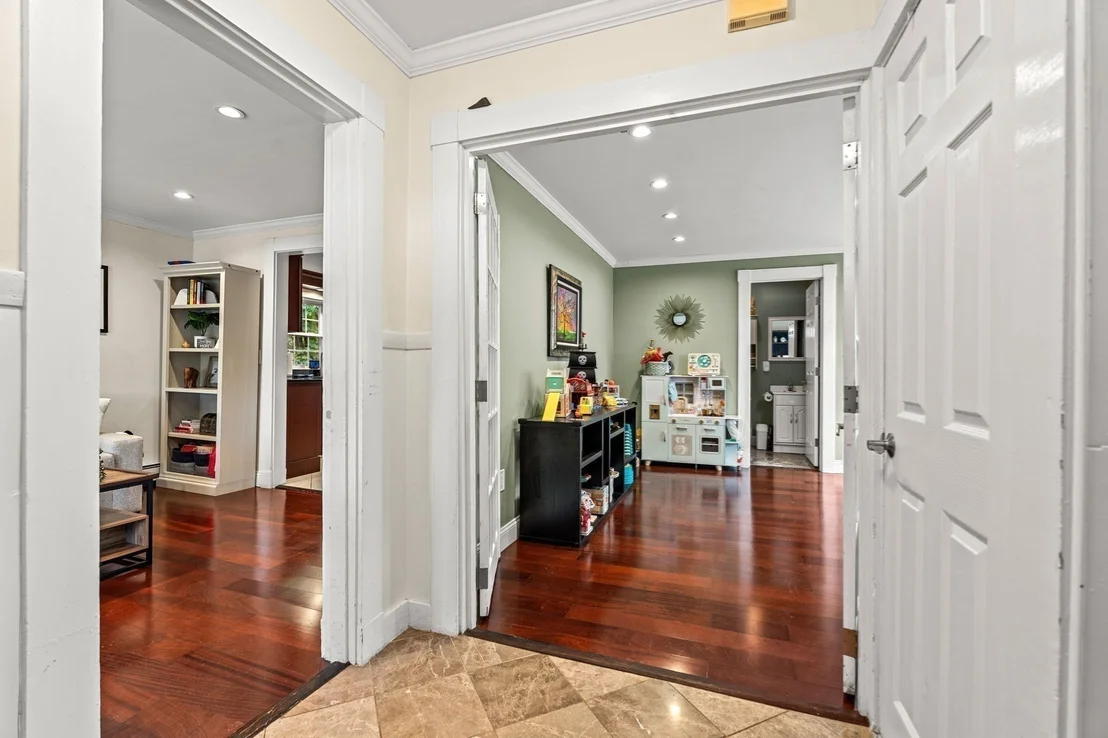 Photo of 55 Endicott Street