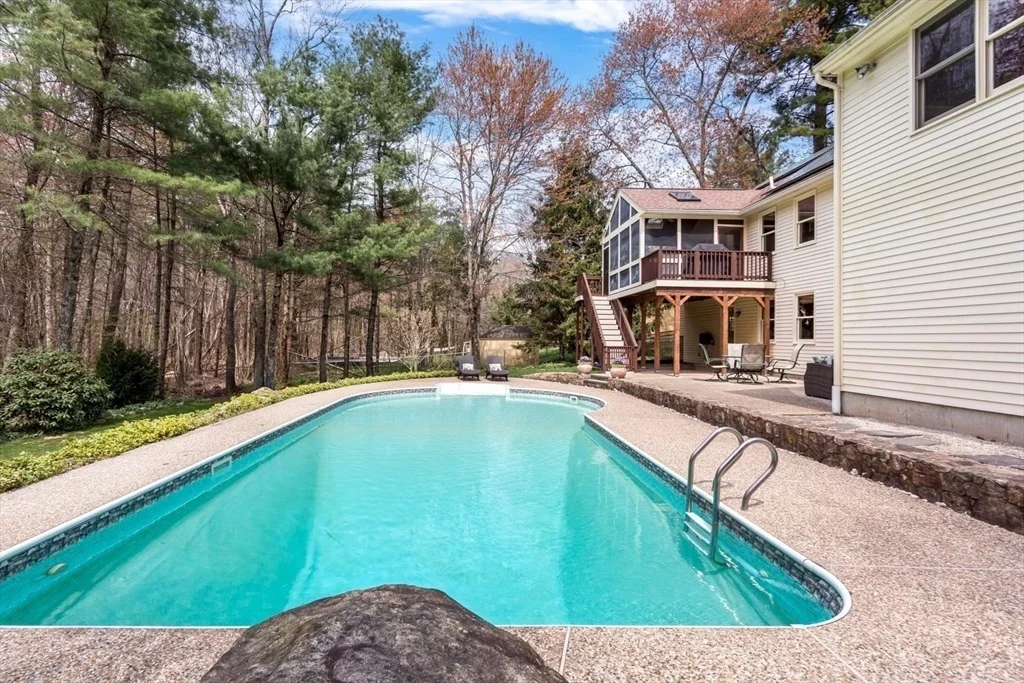 Photo of 74 Oxford Drive