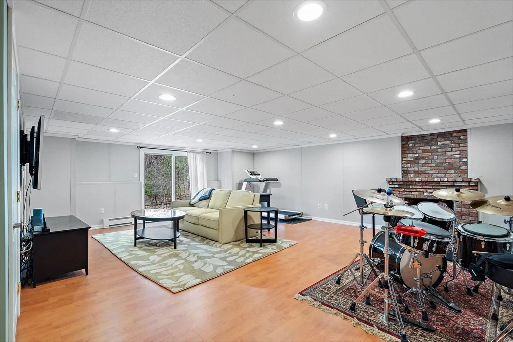 Photo of 103 Peabody Dr