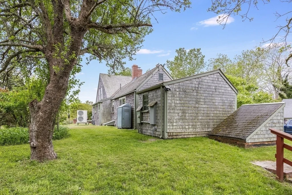 Photo of 575 Nauset Road