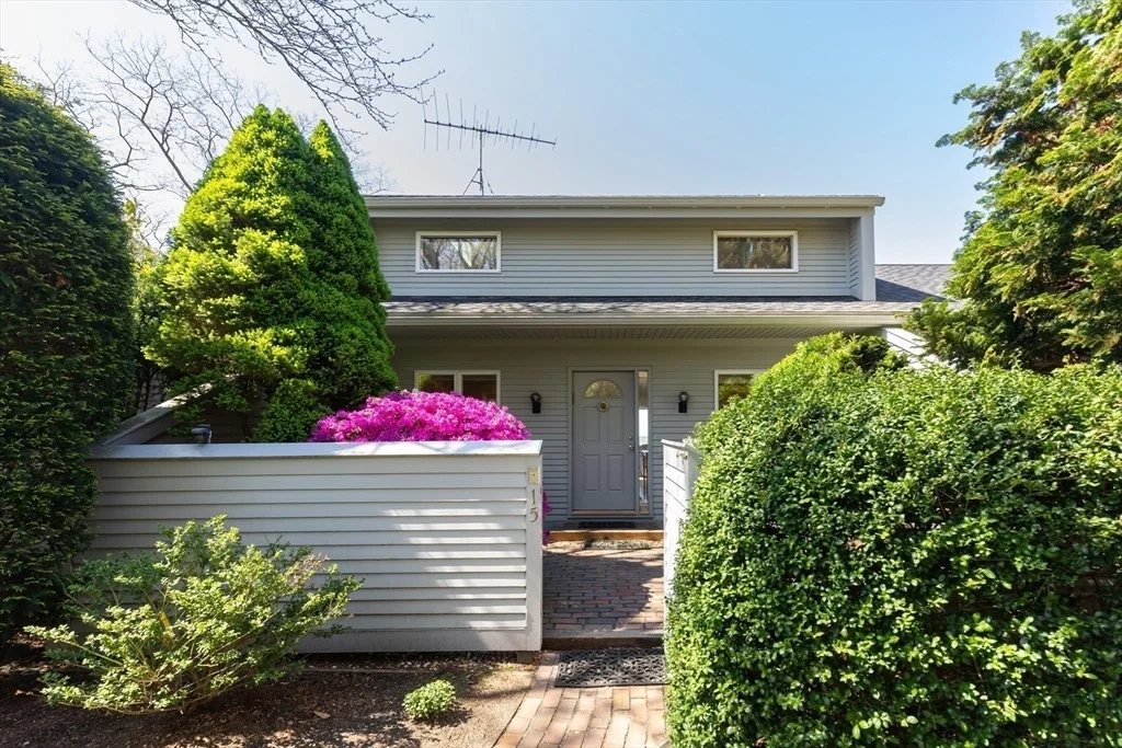 Photo of 15 Hidden Valley Way