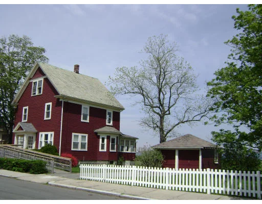 Photo of 143 Sewall Ave