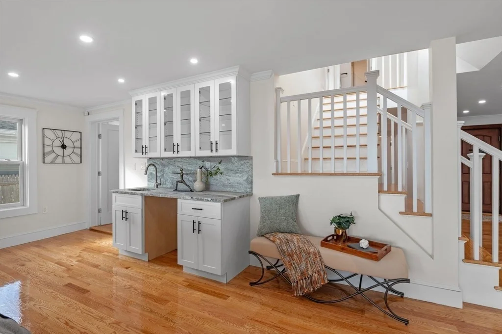 Photo of 53 Puritan Road